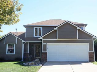 8909 E Hurst St, Wichita, KS 67210