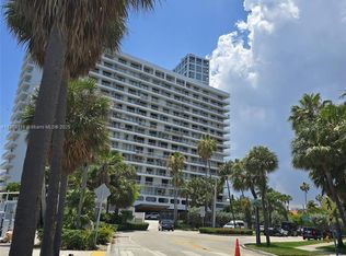 200 SE 15th Rd APT 6B, Miami, FL 33129