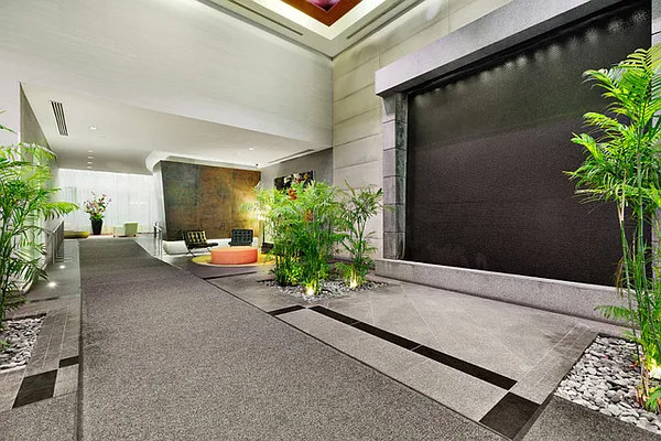 Rented by Compass | media 12