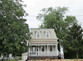 652 Needham Pl, Dubuque, IA 52001