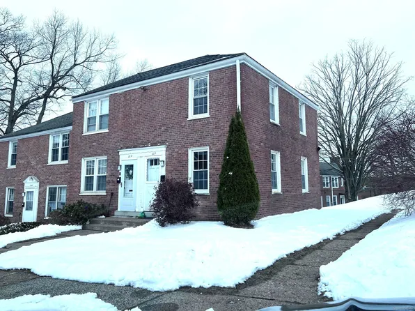 22 St James Street #22 P, Manchester, CT 06040