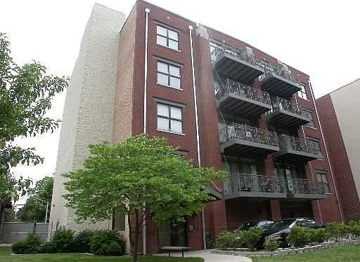 1st image of 2225 W Wabansia Ave APT 204