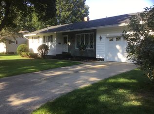 11 Taylor Dr, Swanton, VT 05488