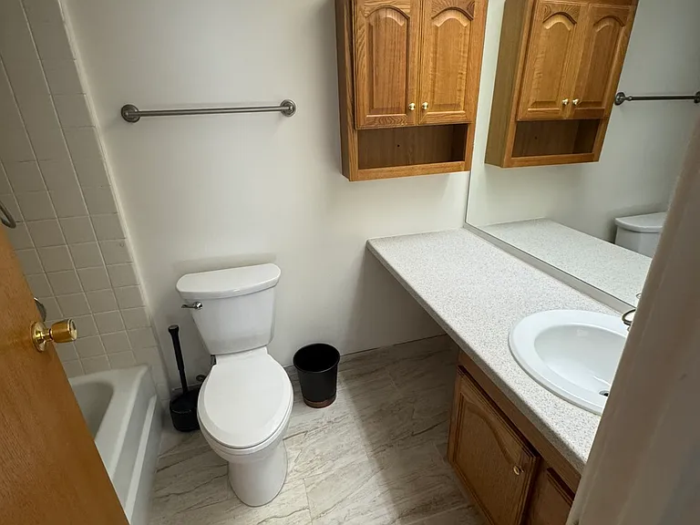 3030 Roberts Dr #5 — Photo 7