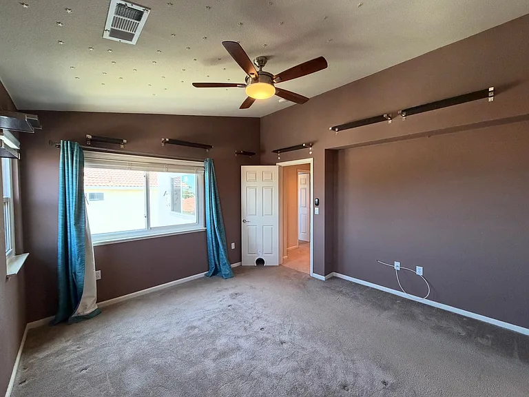 720 Legends Pl — Photo 19