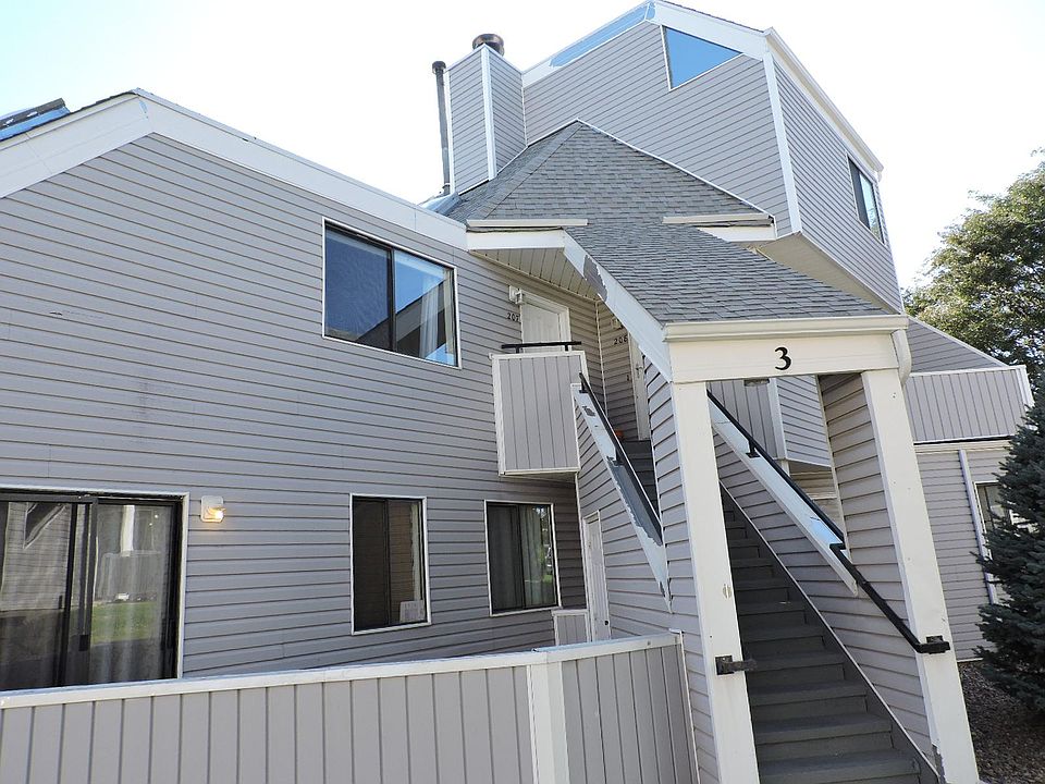 STAIRS TO FRONT ENTRANCE