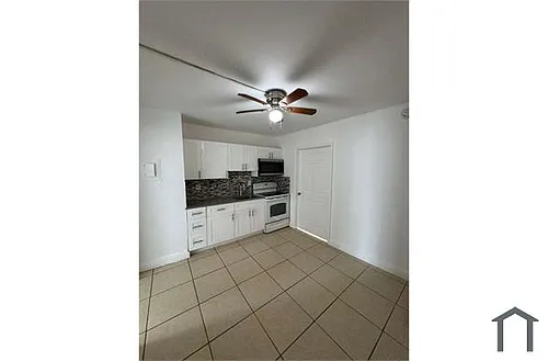 575 NE 143rd St #104 Photo 1