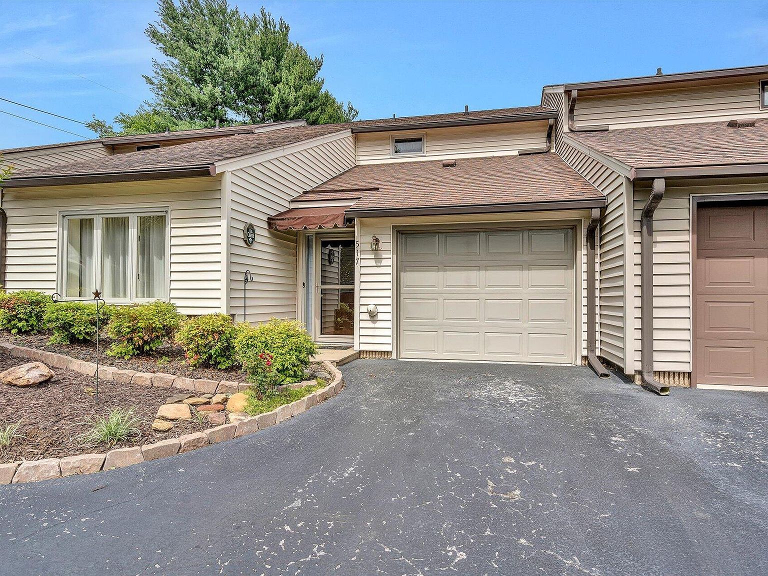 517 Dillon Dr, Vinton, VA 24179 Zillow