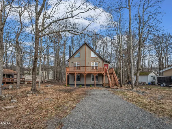 252 Greenbriar Cir, Tobyhanna, PA 18466