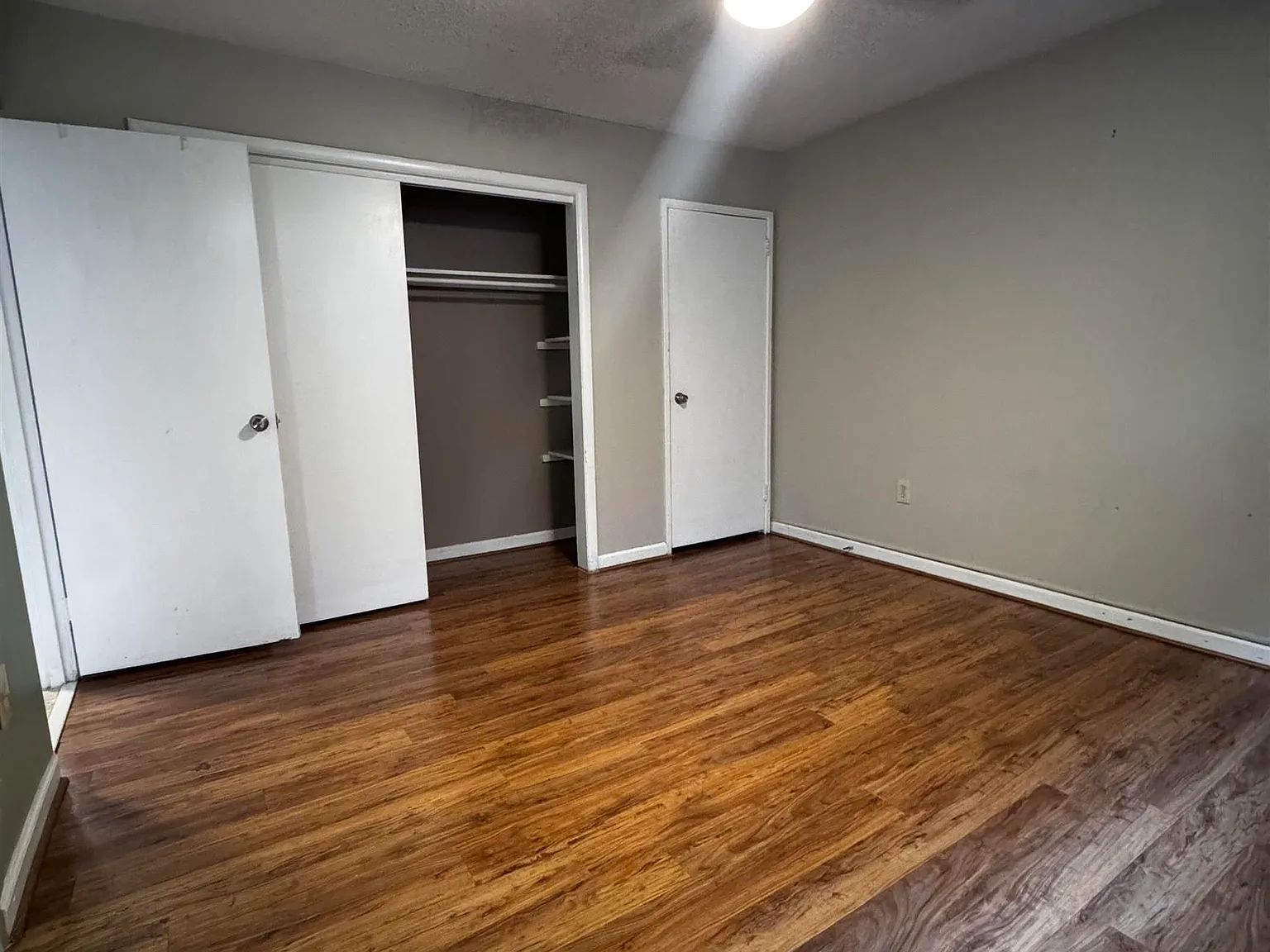 1 bed, 1.0 bath, $1,200 — Photo 4