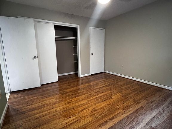 4th image of 2587 County Road 66 Rhodes Cir S