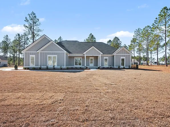 107 Stornoway Dr, Leesburg, GA 31763