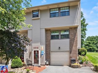 538 Hunters Path Rd, Bridgeville, PA 15017