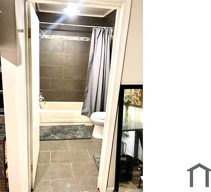 Studio, 500 sqft, $1,100 — Photo 2