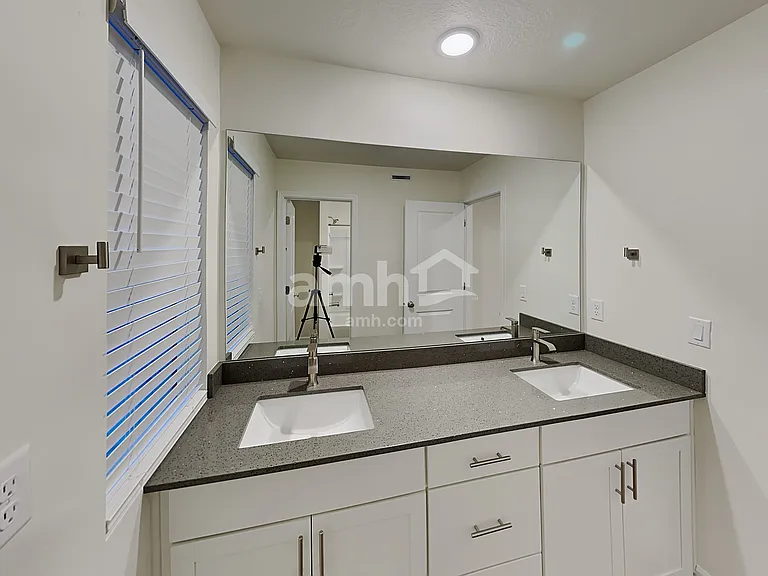 6008 W South Jordan Pkwy — Photo 8
