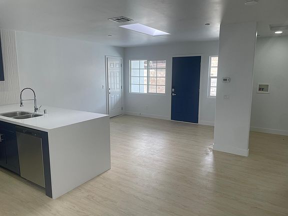 5th image of 9767 Oleander Ave Unit B