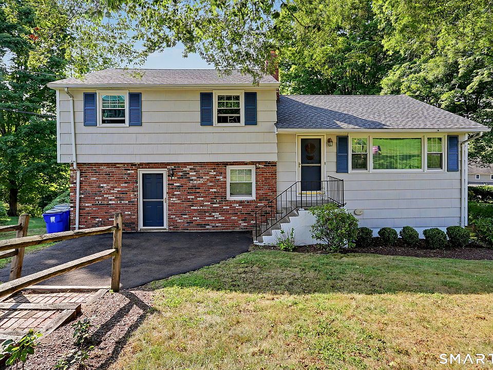 1st image of 45 Valleyview Rd