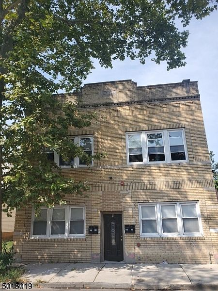 1st image of 5 Hayward St #2L