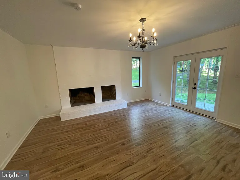 3137 Trenholm Dr — Photo 9