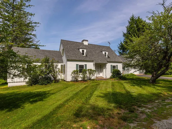 38 Putney Hill Road, Hopkinton, NH 03229