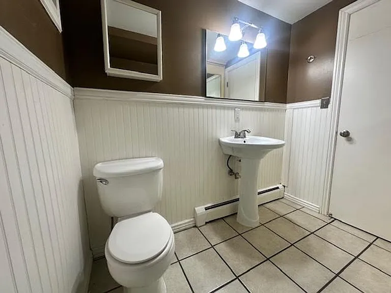 282 S Dewey Ave #B — Photo 13