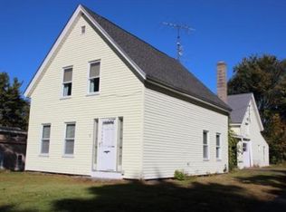 8 High St, Templeton, MA 01468