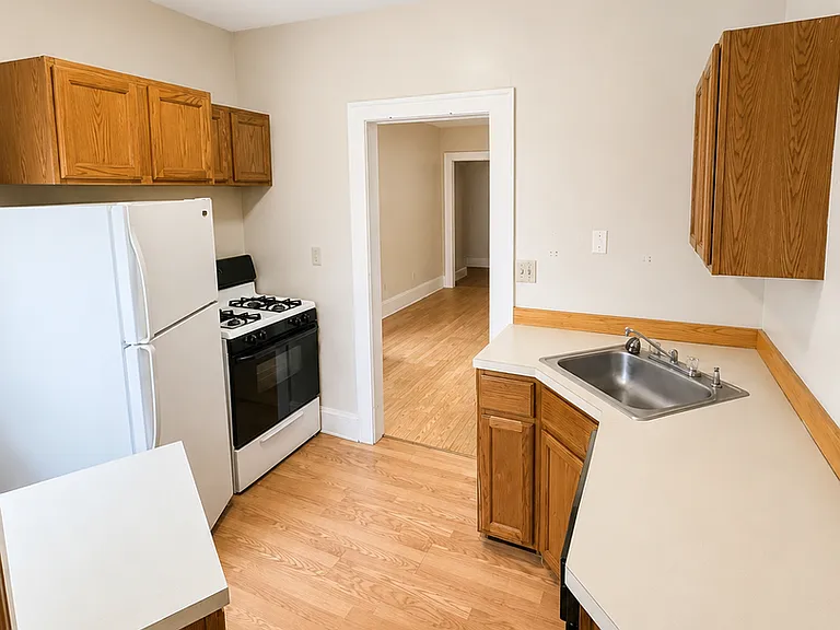 14174 Superior Rd — Photo 5