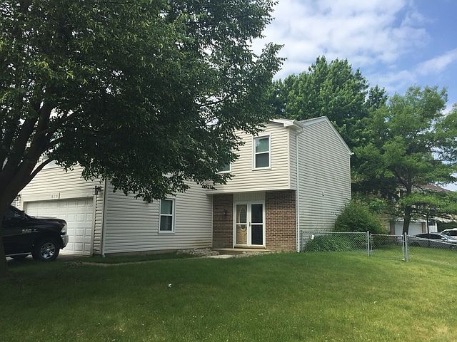 1st image of 810 Woodside Dr