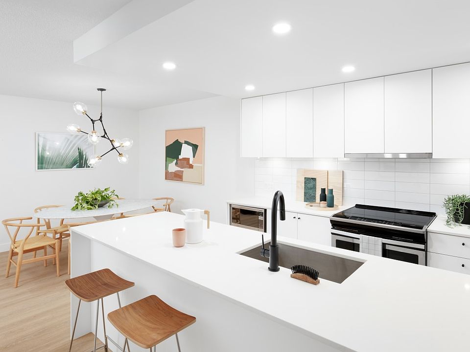 1st image of 3427 Commercial St #201
