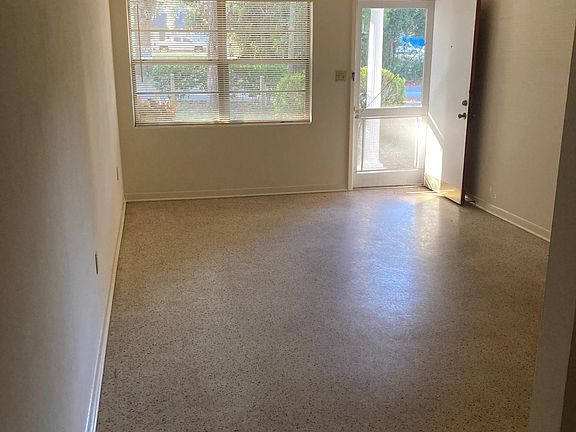2nd image of 1918 NW 3rd Ave