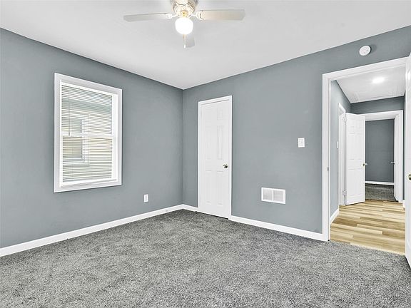 5th image of 6319 Sherry Ave