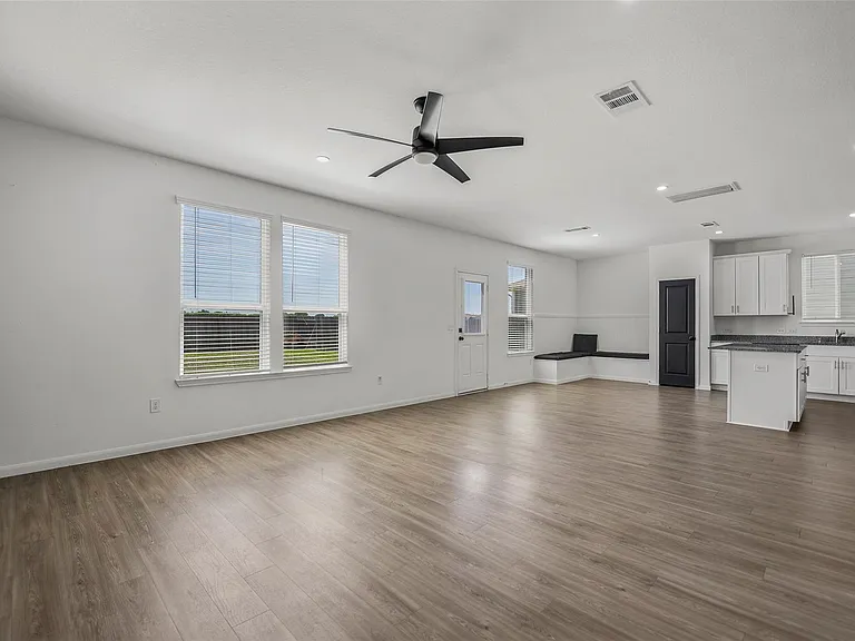 23403 Cranberry Grader Ln — Photo 6