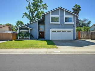 8954 Park Trail Dr, Elk Grove, CA 95624