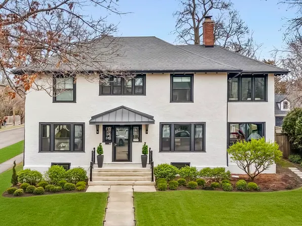 355 Linden St, Winnetka, IL 60093