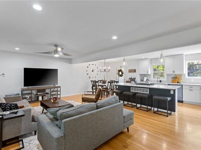 9947 Bluejacket Dr, Overland Park, KS, 66214