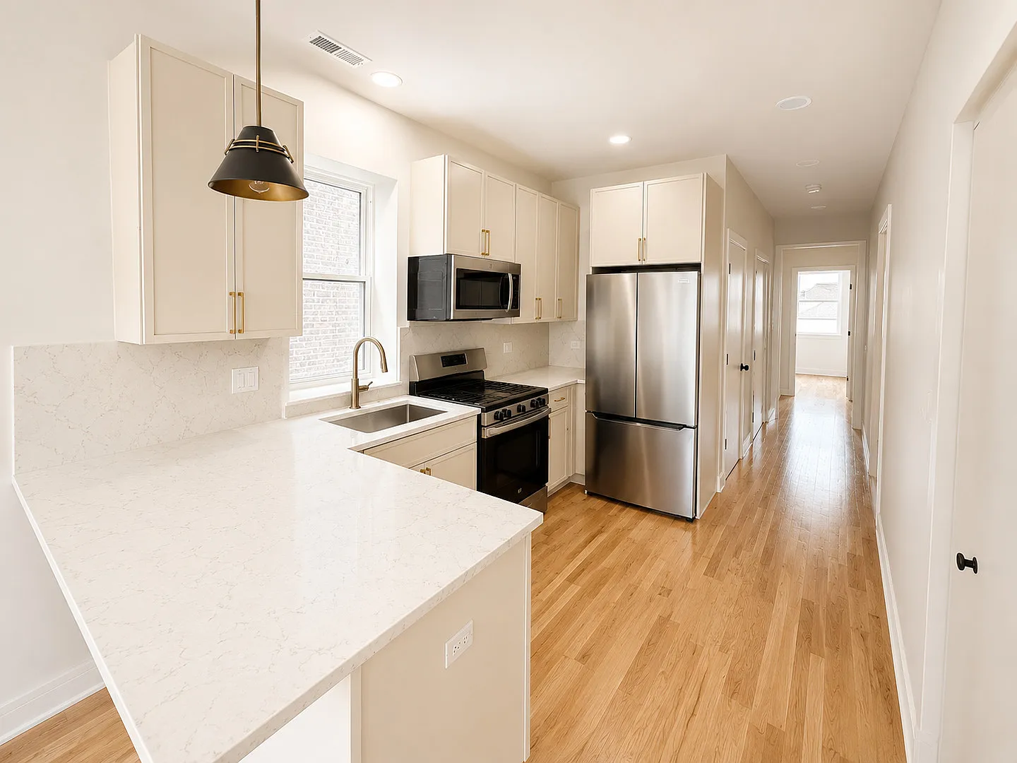 2 bed, 1100 sqft, $3,000 — Photo 2