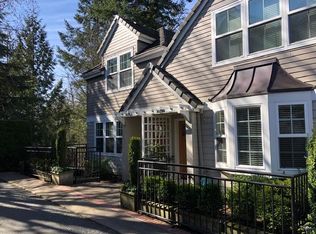 10244 NW Edgewood Dr, Portland, OR 97229