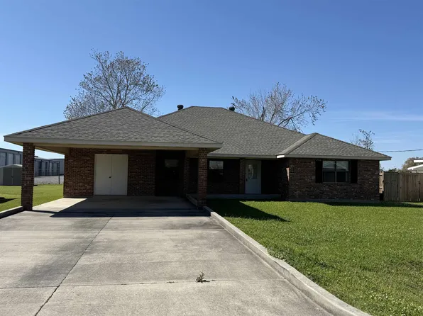 208 Diplomat Way, Thibodaux, LA 70301