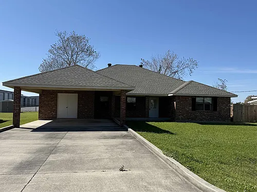 208 Diplomat Way Photo 1