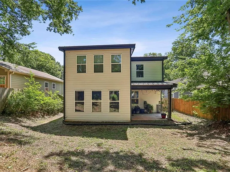 875 Beryl St SW — Photo 28
