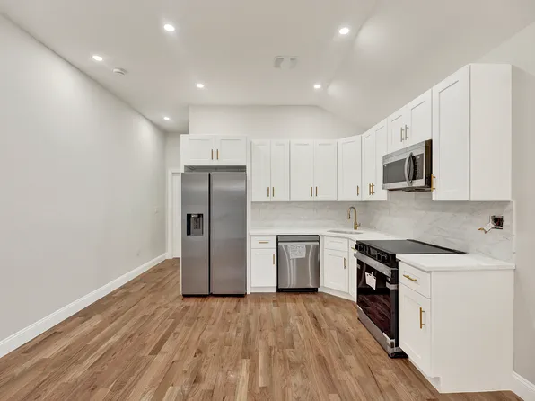 1353 East 59th Street image 1 of 16