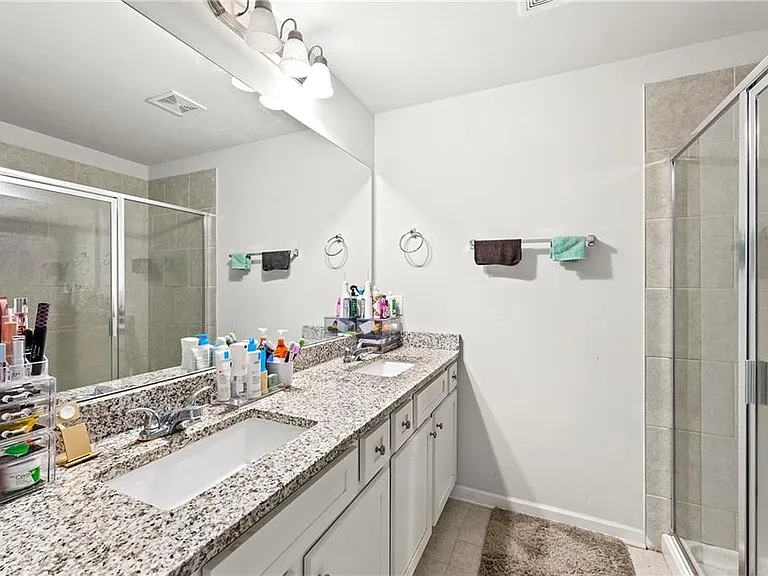 1840 Fabian Way — Photo 19