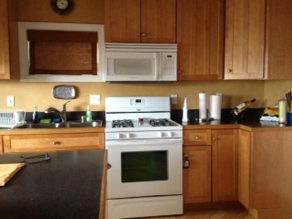 3rd image of 937 Weirs Blvd