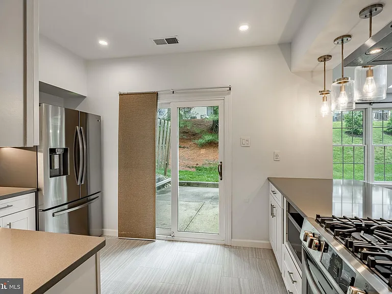 9 Oak Leaf Ln — Photo 11