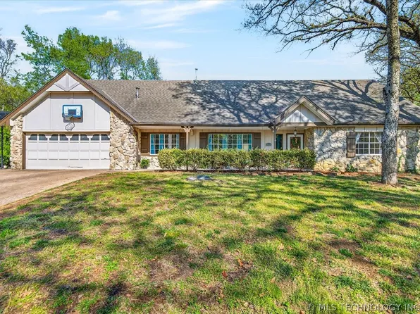 2111 Neptune Ct, Bartlesville, OK 74006