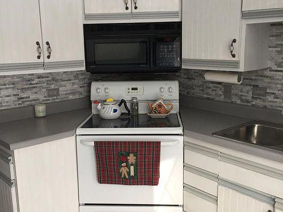 2nd image of W3743 Orlando Dr
