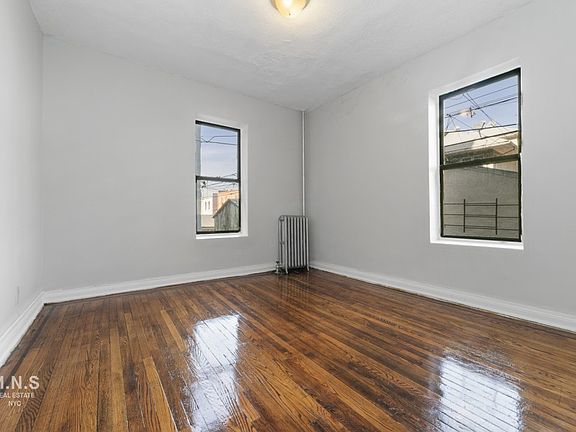 3rd image of 135 Clarkson Ave #B/5