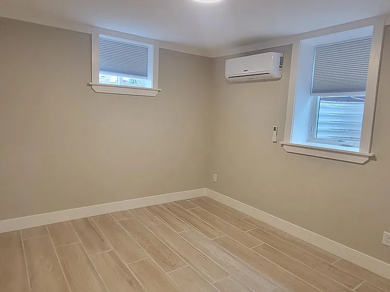1584 Meade St — Photo 13