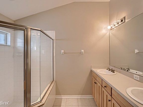 4th image of 7804 Stoneleigh Dr