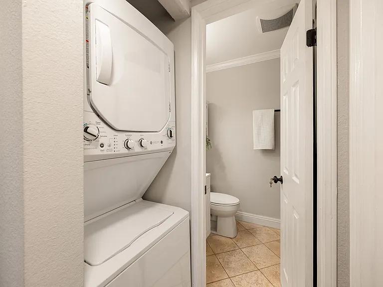 645 Chestnut Ave #305 — Photo 6